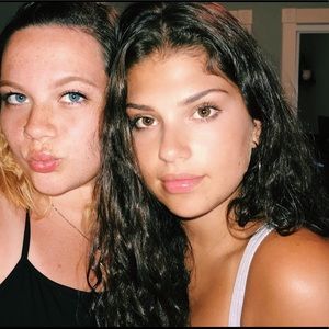 Meet your Posher, Victoria